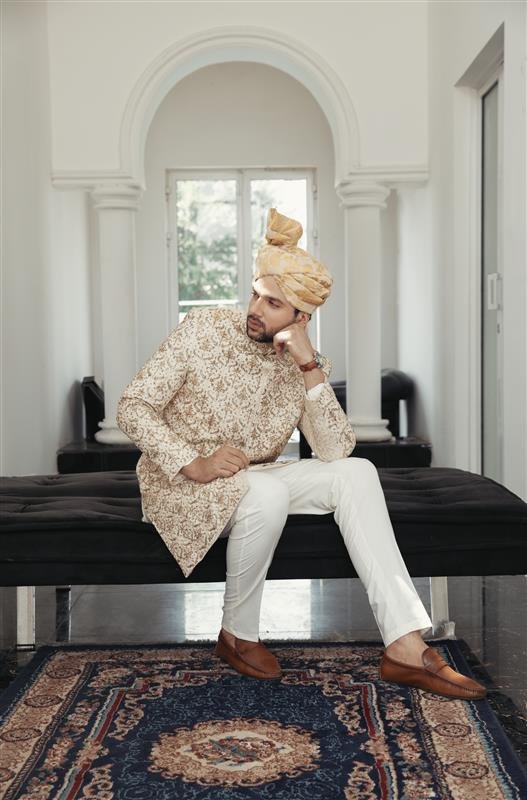 Champagne Gold Royalty